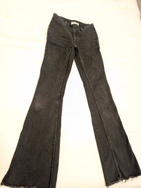 We The Free Level Up Slit Slim Flare Jeans, size 25, pitch black color